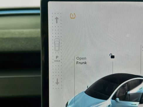 Used 2025 Tesla Model 3 Long Range RWD image 24