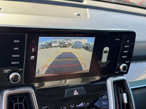 Used 2023 Kia Sorento S w/ Panoramic Sunroof Package FWD image 28