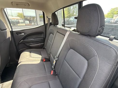 Used 2021 Chevrolet Colorado LT w/ LT Convenience Package AWD/4WD image 20