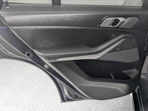 Used 2020 BMW X5 sDrive40i w/ Premium Package image 17