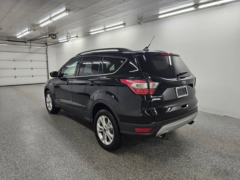 Used 2018 Ford Escape SE w/ SE Sync 3 Package FWD image 6