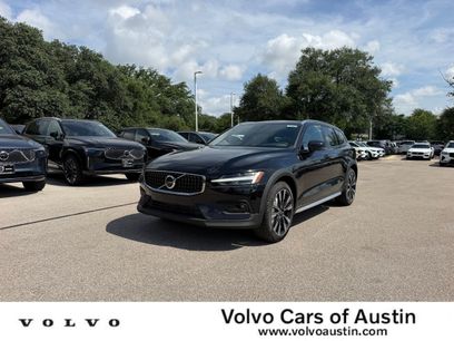 New 2026 Volvo V60 B5 Cross Country Ultra