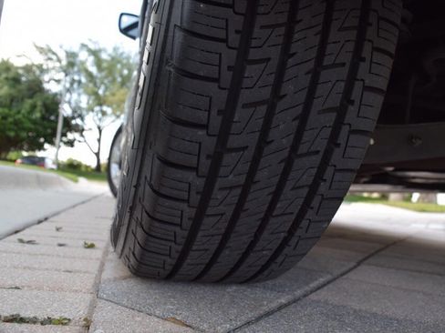 Used 2015 Subaru Forester 2.5i Premium w/ All-Weather Package AWD/4WD image 85