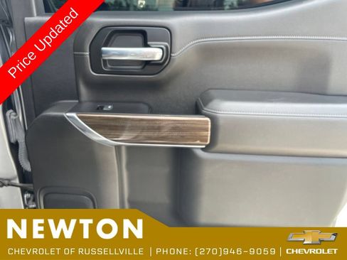 Used 2022 Chevrolet Silverado 1500 RST w/ Safety Package AWD/4WD image 28