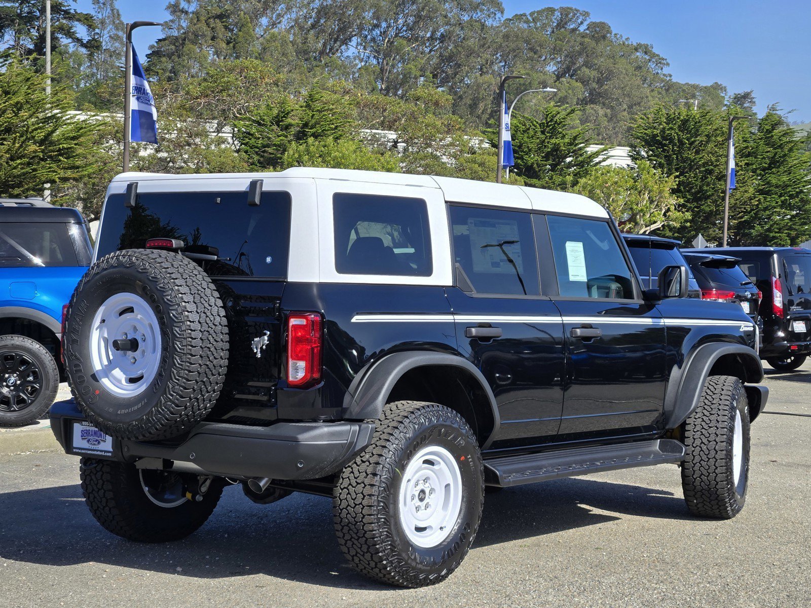 New 2026 Ford Bronco Heritage Edition AWD/4WD image 3