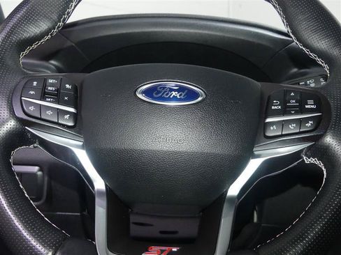 Used 2020 Ford Explorer ST w/ Premium Technology Package AWD/4WD image 32