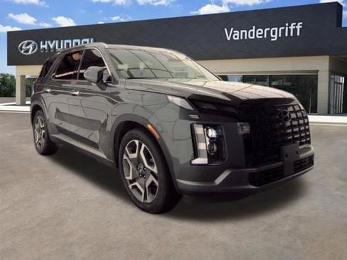 Used 2024 Hyundai Palisade SEL w/ Premium Package FWD image 4