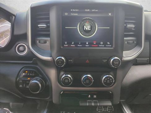 Used 2019 RAM 1500 Big Horn image 19