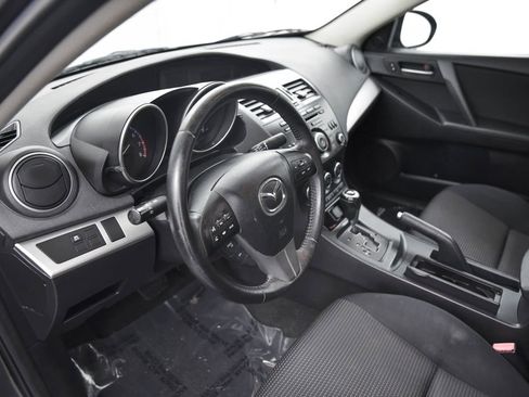 Used 2013 MAZDA MAZDA3 i Touring image 16