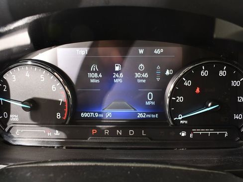 Used 2021 Ford Explorer XLT w/ Equipment Group 202A AWD/4WD image 27