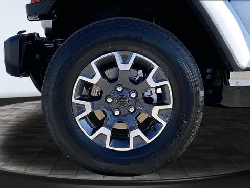 New 2026 Jeep Gladiator Sport image 33