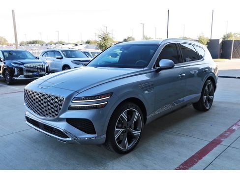 Used 2025 Genesis GV80 3.5T Prestige image 3