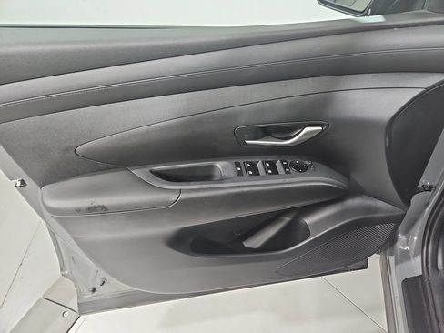 Certified 2025 Hyundai Tucson SEL AWD/4WD image 12
