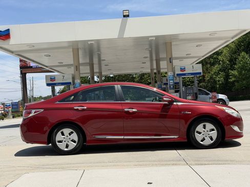 Used 2012 Hyundai Sonata Hybrid w/ Leather Pkg FWD image 21
