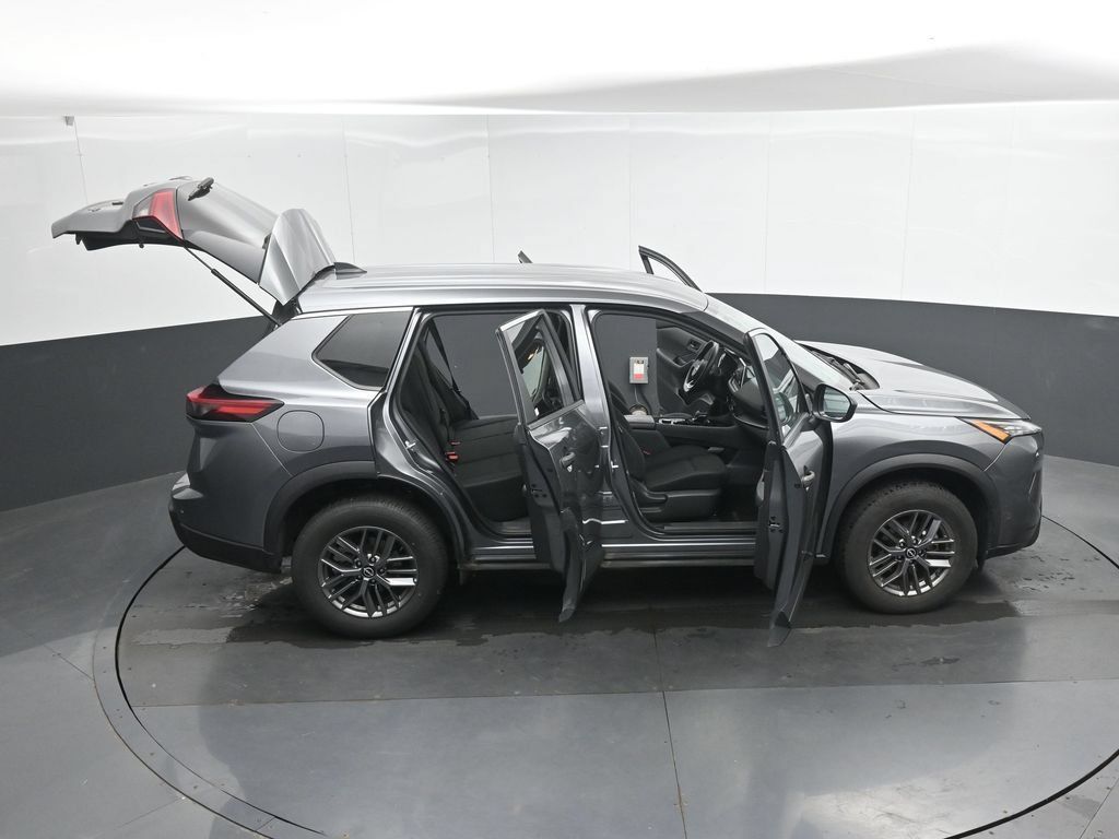 Used 2024 Nissan Rogue S AWD/4WD image 50