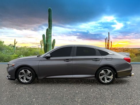 Used 2019 Honda Accord EX image 8