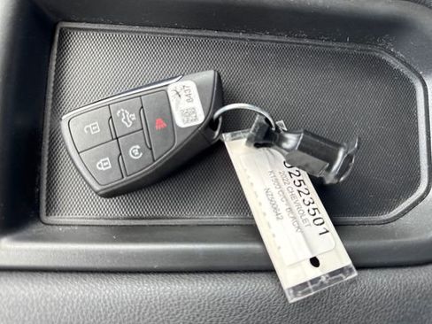 Certified 2022 Chevrolet Silverado 1500 LT image 24