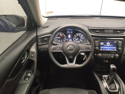 Used 2020 Nissan Rogue S FWD image 22