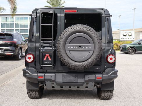 Used 2024 INEOS Grenadier Fieldmaster Edition image 8