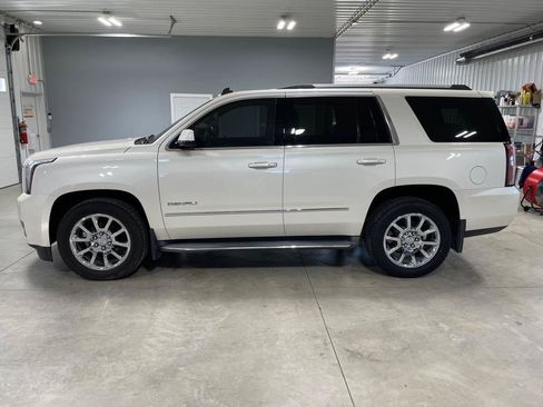 Used 2015 GMC Yukon Denali w/ Touring Package AWD/4WD image 4