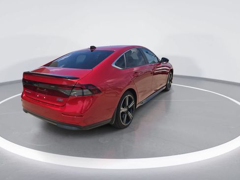 Used 2024 Honda Accord Sport image 8