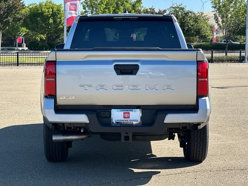 New 2026 Toyota Tacoma SR5 AWD/4WD image 5