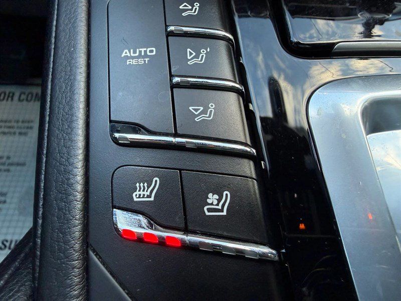 Used 2016 Porsche Cayenne AWD/4WD image 19