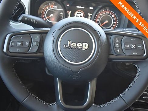 New 2025 Jeep Gladiator Sport image 18