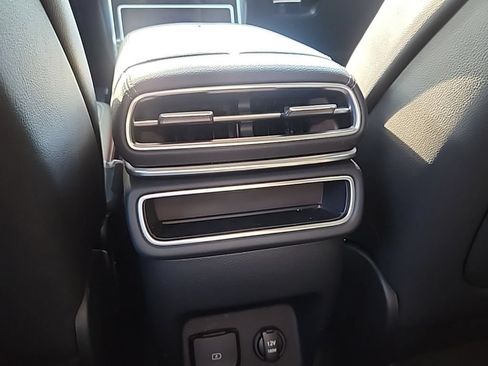 Used 2025 Genesis GV80 2.5T Standard AWD/4WD image 20