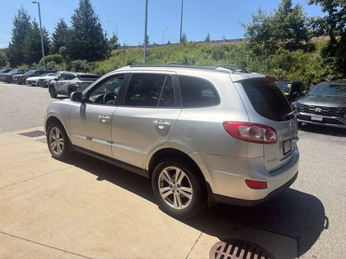 Used 2012 Hyundai Santa Fe SE AWD/4WD image 4