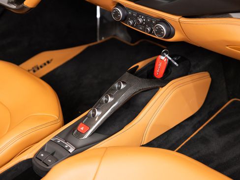 Certified 2019 Ferrari 488 Spider RWD image 79