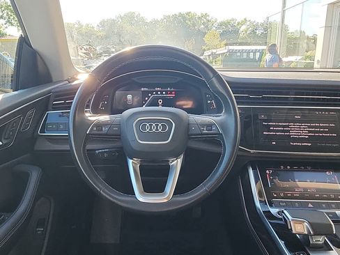 Used 2023 Audi Q8 Premium Plus w/ Premium Plus Package AWD/4WD image 27