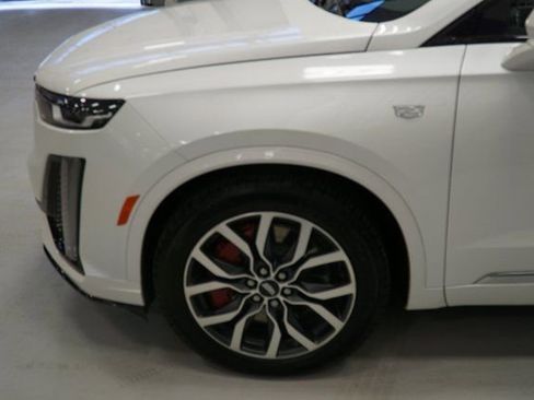 New 2025 Cadillac XT6 Sport image 11