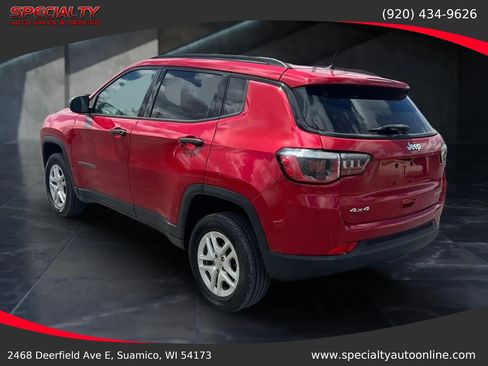 Used 2018 Jeep Compass Sport w/ Cold Weather Group AWD/4WD image 3