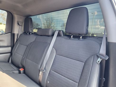 Used 2022 Chevrolet Silverado 1500 Custom Trail Boss image 14