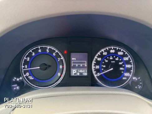 Used 2012 INFINITI G37 x Sedan w/ Premium Pkg image 7