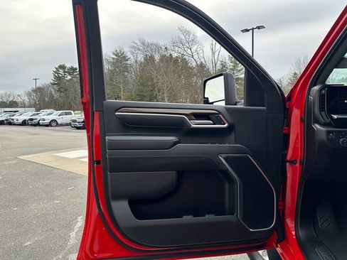 Used 2025 Chevrolet Silverado 2500 LT w/ Safety Package image 24