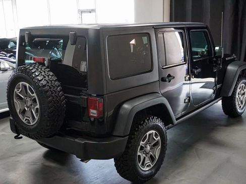 Used 2013 Jeep Wrangler Unlimited Rubicon w/ Connectivity Group AWD/4WD image 71
