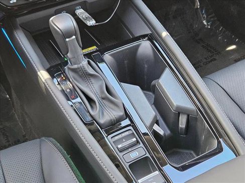 Used 2024 Honda Accord Touring image 15