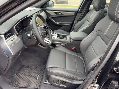 Used 2025 Jaguar F-PACE R-Dynamic S image 6