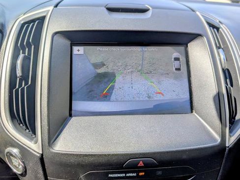 Used 2018 Ford Edge SEL w/ Equipment Group 201A AWD/4WD image 8