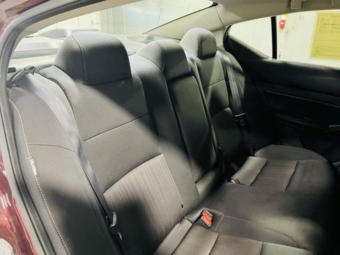 Used 2024 Nissan Altima 2.5 SV image 27