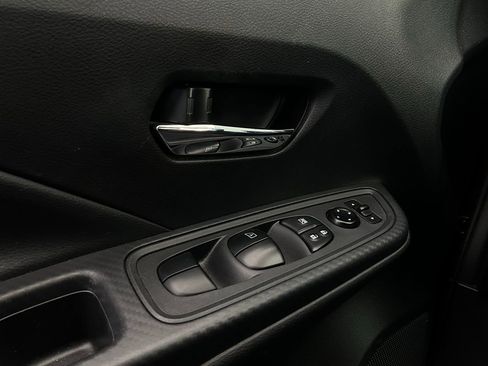 Used 2025 Nissan Versa SV image 20