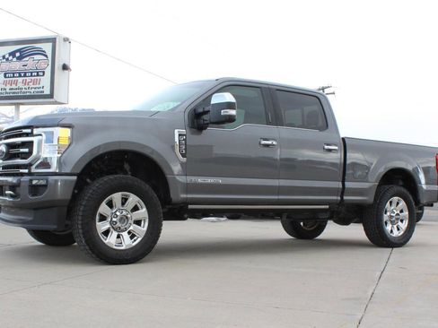 Used 2021 Ford F250 Platinum w/ FX4 Off-Road Package image 69
