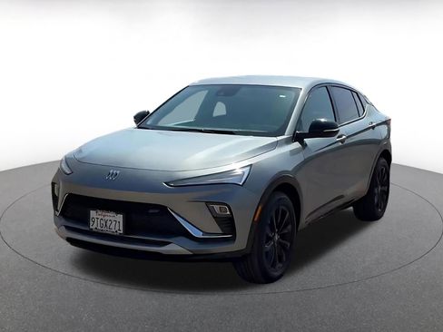 Used 2025 Buick Envista Sport Touring image 7