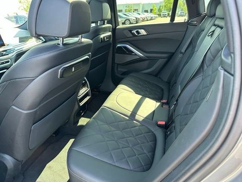 Used 2025 BMW X6 xDrive40i AWD/4WD image 13