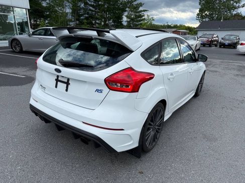 Used 2017 Ford Focus RS AWD/4WD image 6
