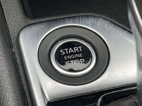 Used 2024 Nissan Sentra SV image 27