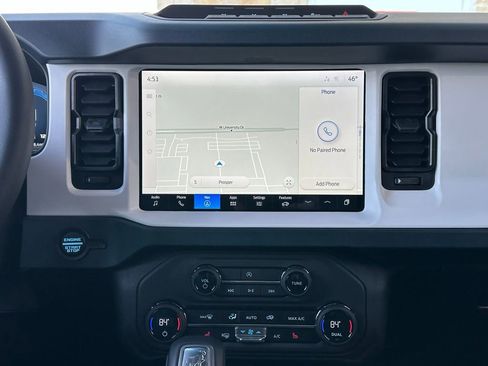 New 2025 Ford Bronco Heritage Edition image 39