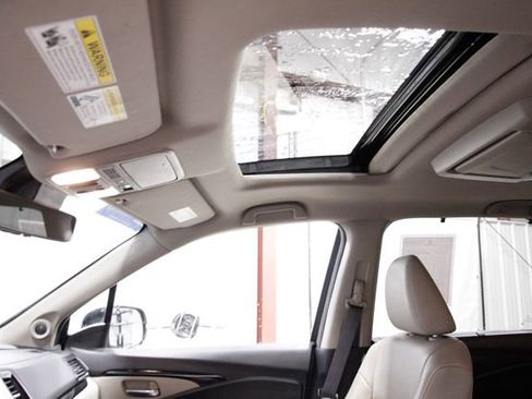 Used 2022 Honda Pilot Touring image 39